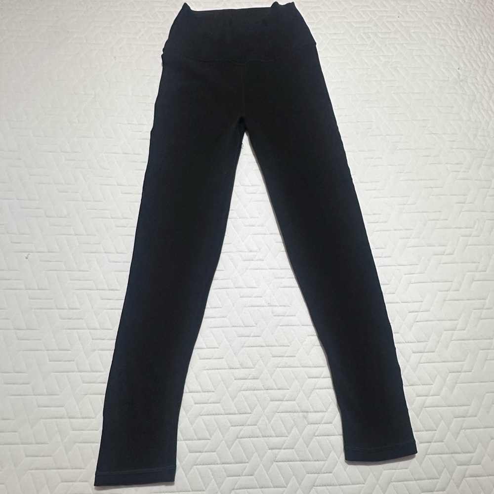 Athleta Warp Knit 7/8 Tight Black Leggings - Picture 4 of 6